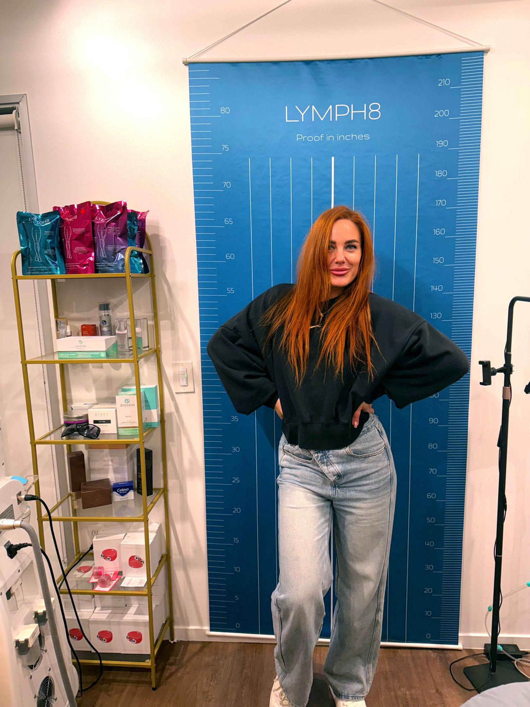 LYMPH8 BEFORE/AFTER BACKDROP